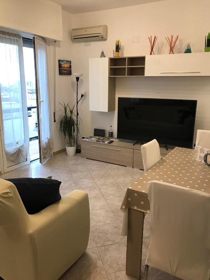 Apartamento Casa Di Riccardo Savona Exterior foto